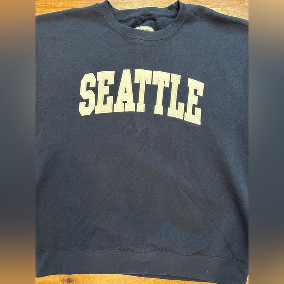 Sweater Bundle - Picture 2 of 13